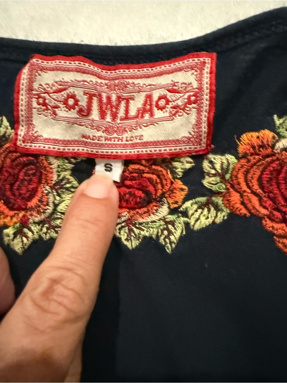 Johnny Was JWLA Navy V-neck Dress with Embroidery; Bird on Back Size S E13 - Picture 2 of 10